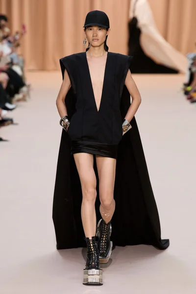 Look 38